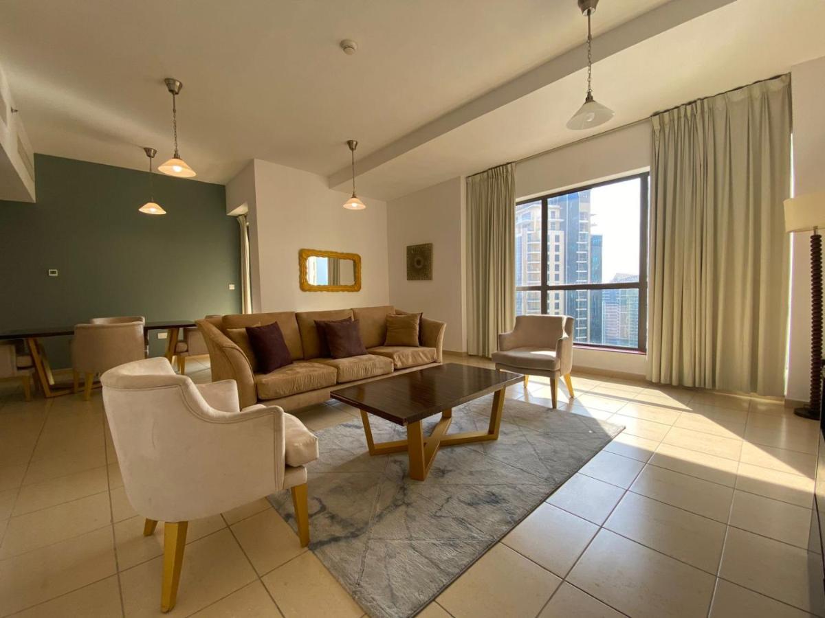 Al Mashreq Huge 2 Bedroom Rimal 1 ドバイ エクステリア 写真