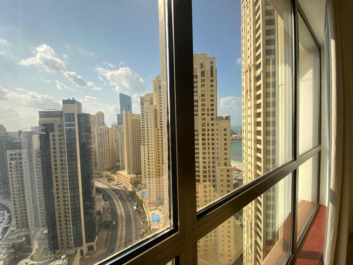 Al Mashreq Huge 2 Bedroom Rimal 1 ドバイ エクステリア 写真