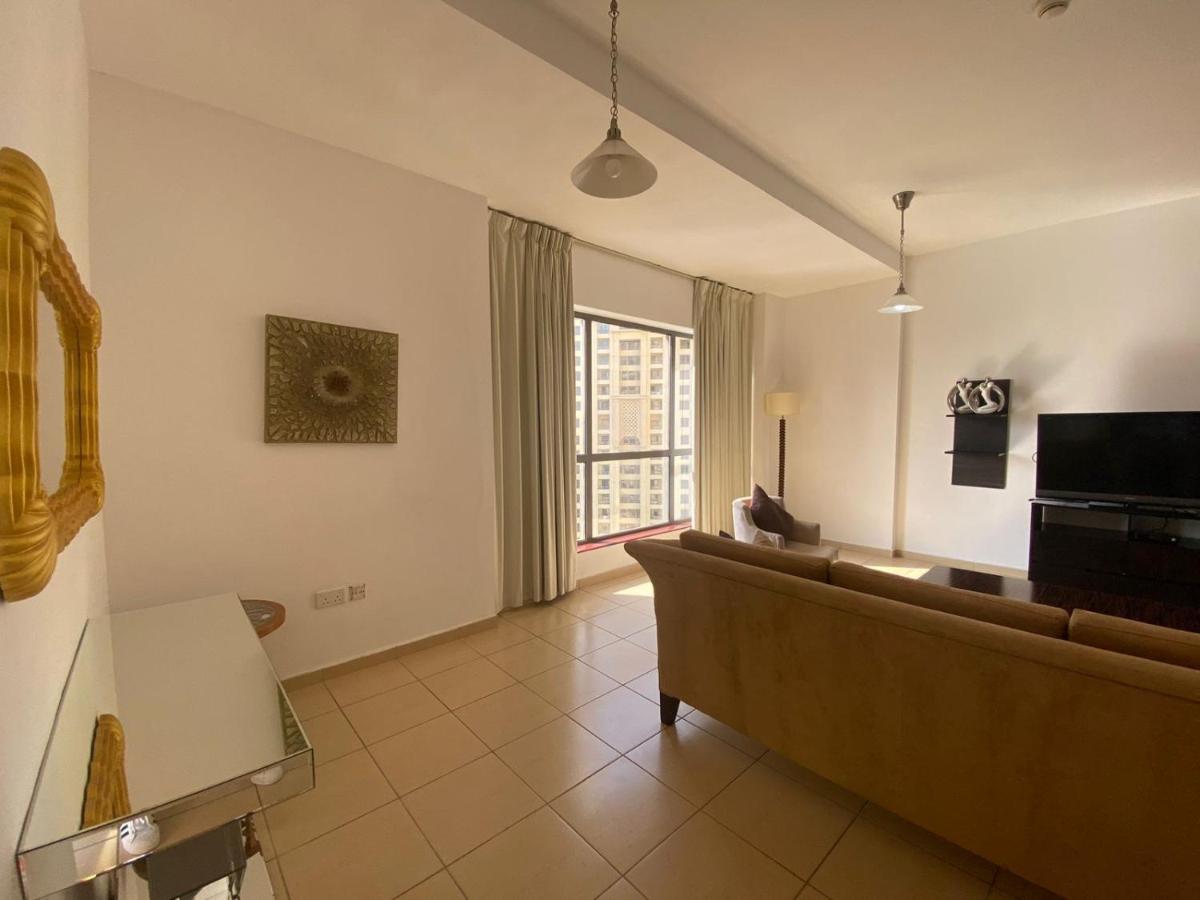 Al Mashreq Huge 2 Bedroom Rimal 1 ドバイ エクステリア 写真